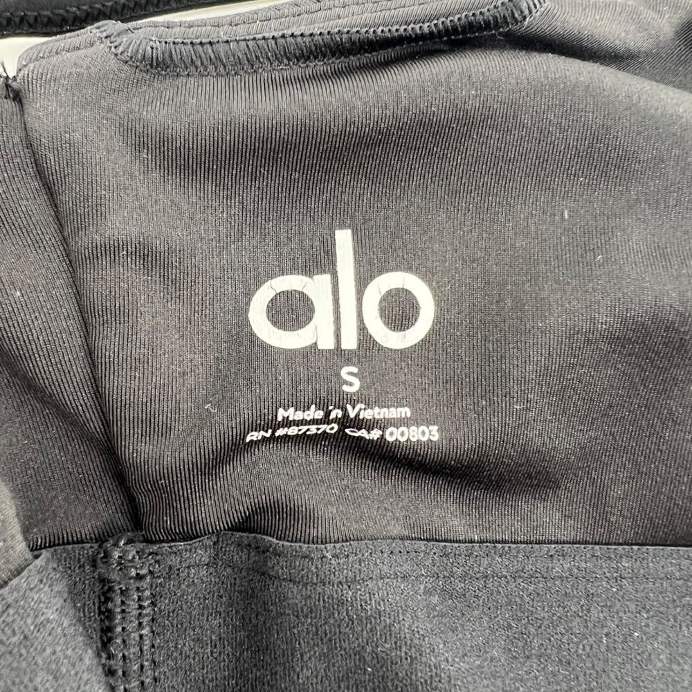 Alo Yoga Alosoft Gratitude Tank Top Black Cropped Built-in Bra W5906R Womens S - Picture 4 of 4